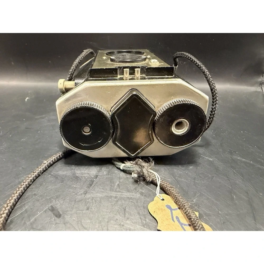 Kodak Brownie Reflex Synchro Model Vintage Camera for Display or Parts